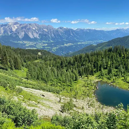 Lägenhet By Reiteralm -ski In Out