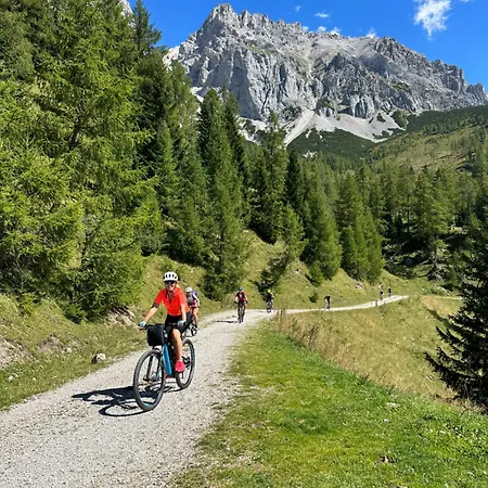 By Reiteralm -ski In Out * Schladming