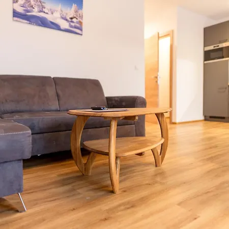 Lägenhet By Reiteralm -ski In Out